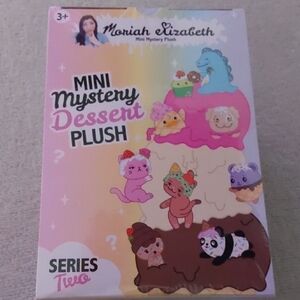 New Packaged Moriah Eilzabeth Mini Mystrey Plush Deserrt Series Two